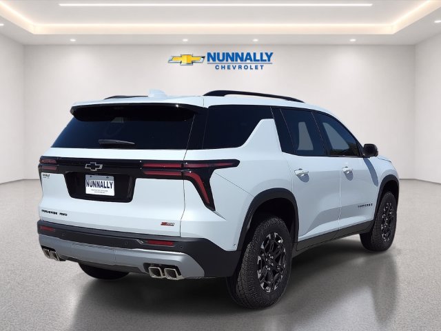 New 2027 Chevrolet Traverse Z71 w/ Enhanced Driving Package AWD/4WD image 5