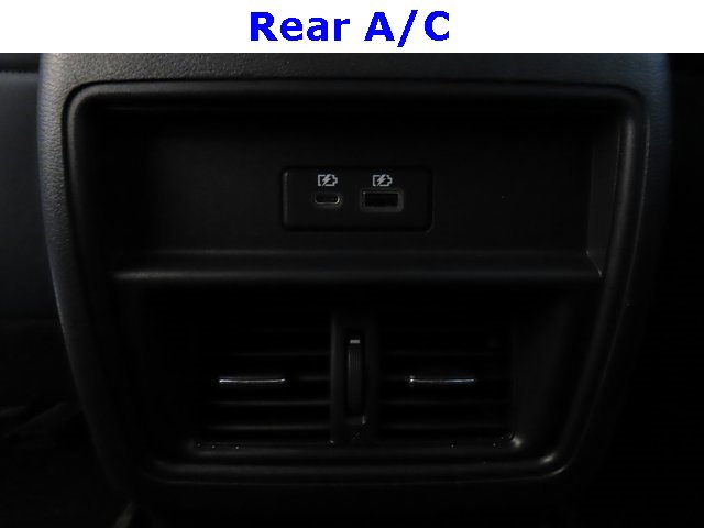 Used 2023 Nissan Murano SV image 28