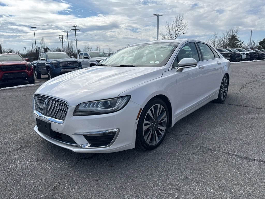 Used 2020 Lincoln MKZ Reserve FWD image 2