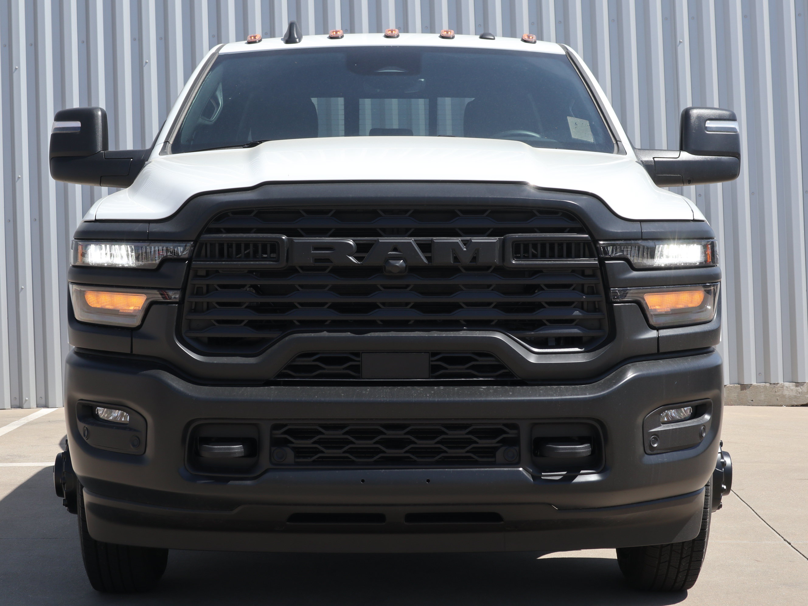 New 2026 RAM 3500 Tradesman AWD/4WD image 13