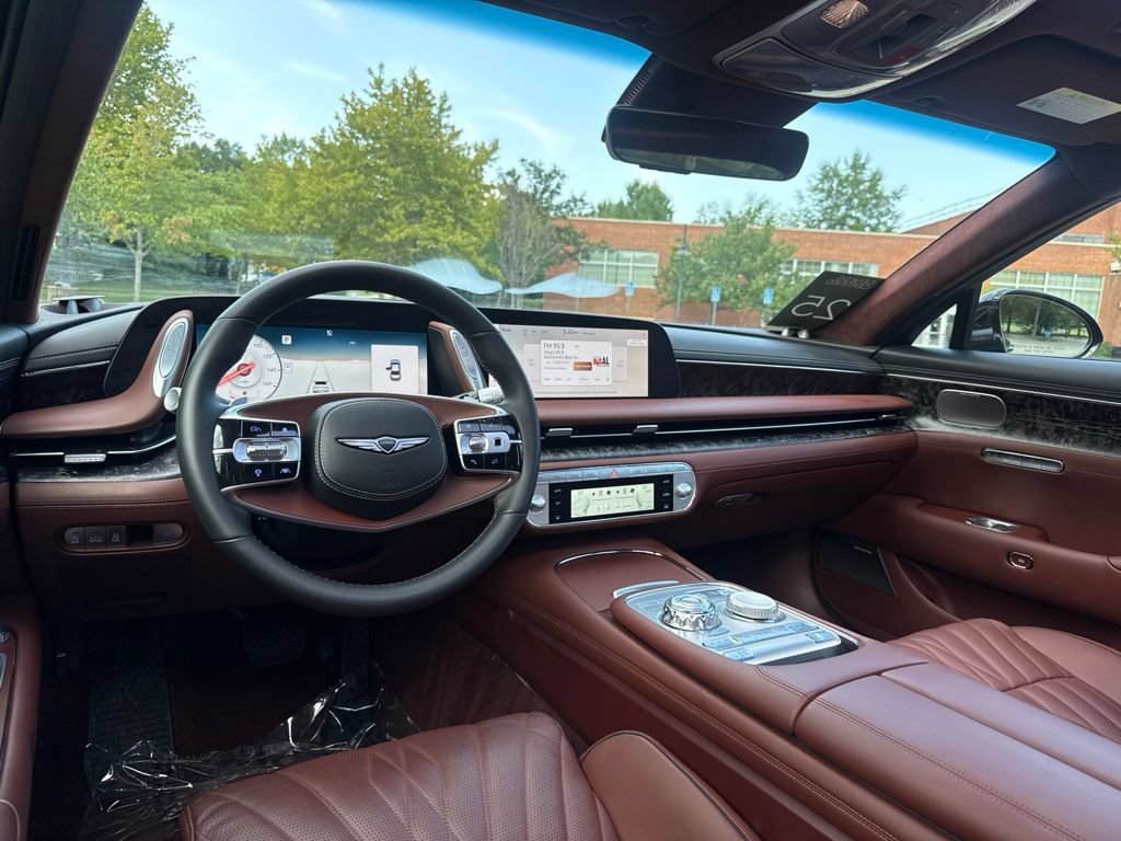 Used 2025 Genesis G90 3.5T AWD/4WD image 29