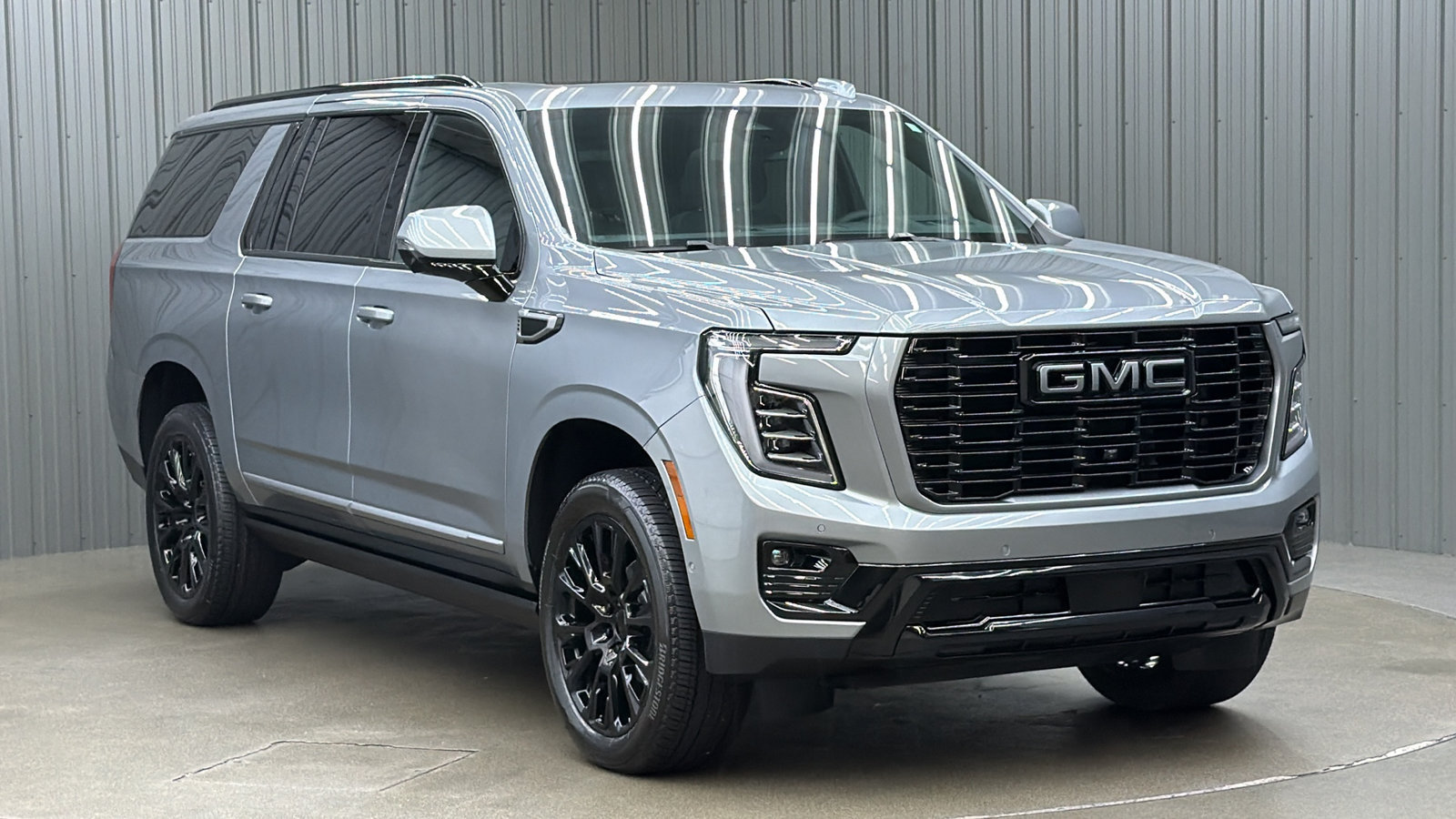 Used 2026 GMC Yukon XL Denali w/ Sun & Power Step Package AWD/4WD image 7