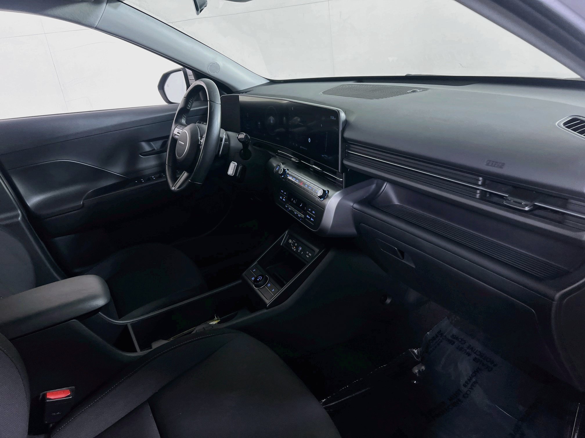 Used 2024 Hyundai Kona SEL w/ Convenience Package AWD/4WD image 28