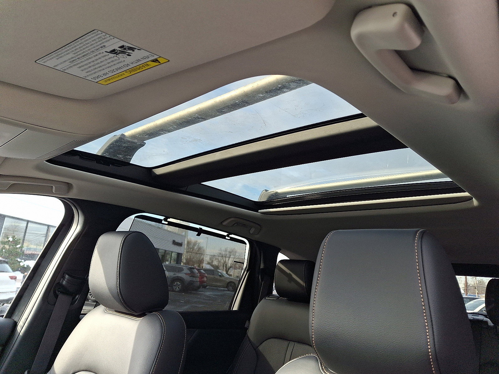 Certified 2024 MAZDA CX-90 Plug-In Hybrid w/ Premium Pkg image 16