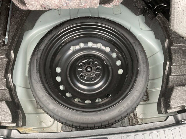 Used 2018 Toyota Prius Two w/ Prius Two Safety Plus Package FWD image 22
