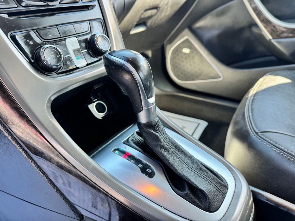 Used 2012 Buick Verano Leather FWD image 14