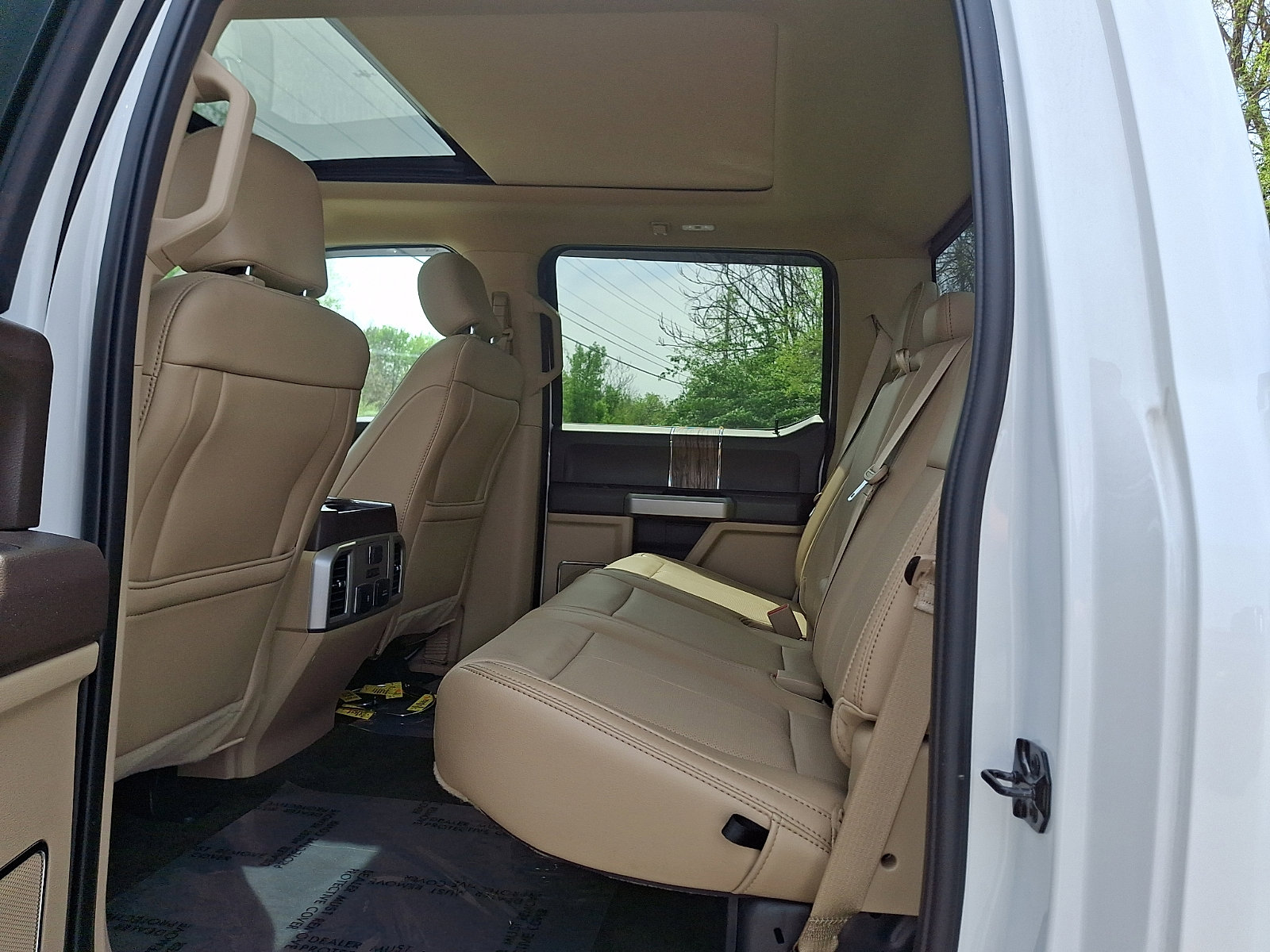 Used 2020 Ford F150 Lariat w/ Equipment Group 502A Luxury image 10