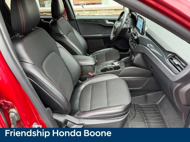 Used 2024 Ford Escape ST-Line AWD/4WD image 44