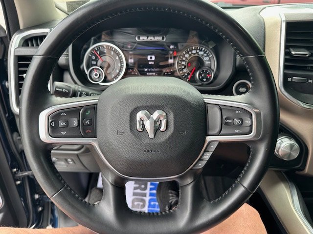 Used 2022 RAM 1500 Laramie AWD/4WD image 13