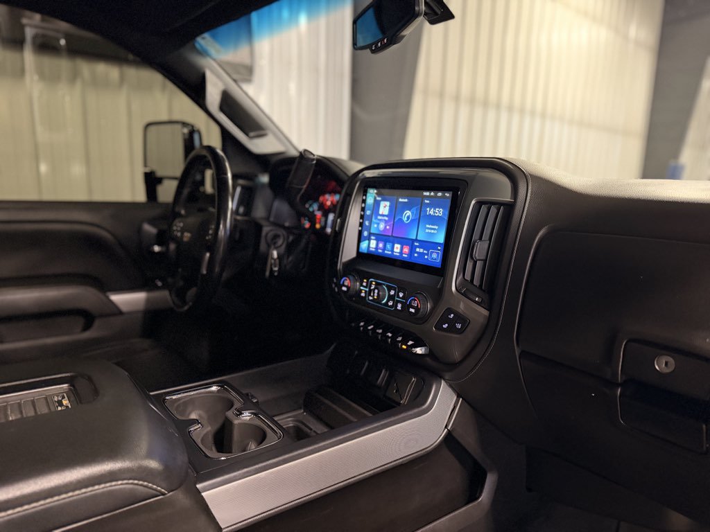 Used 2019 Chevrolet Silverado 2500 LTZ w/ Duramax Plus Package AWD/4WD image 4