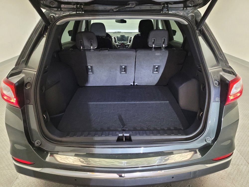 Used 2019 Chevrolet Equinox LT w/ Sun & Navigation Package AWD/4WD image 29
