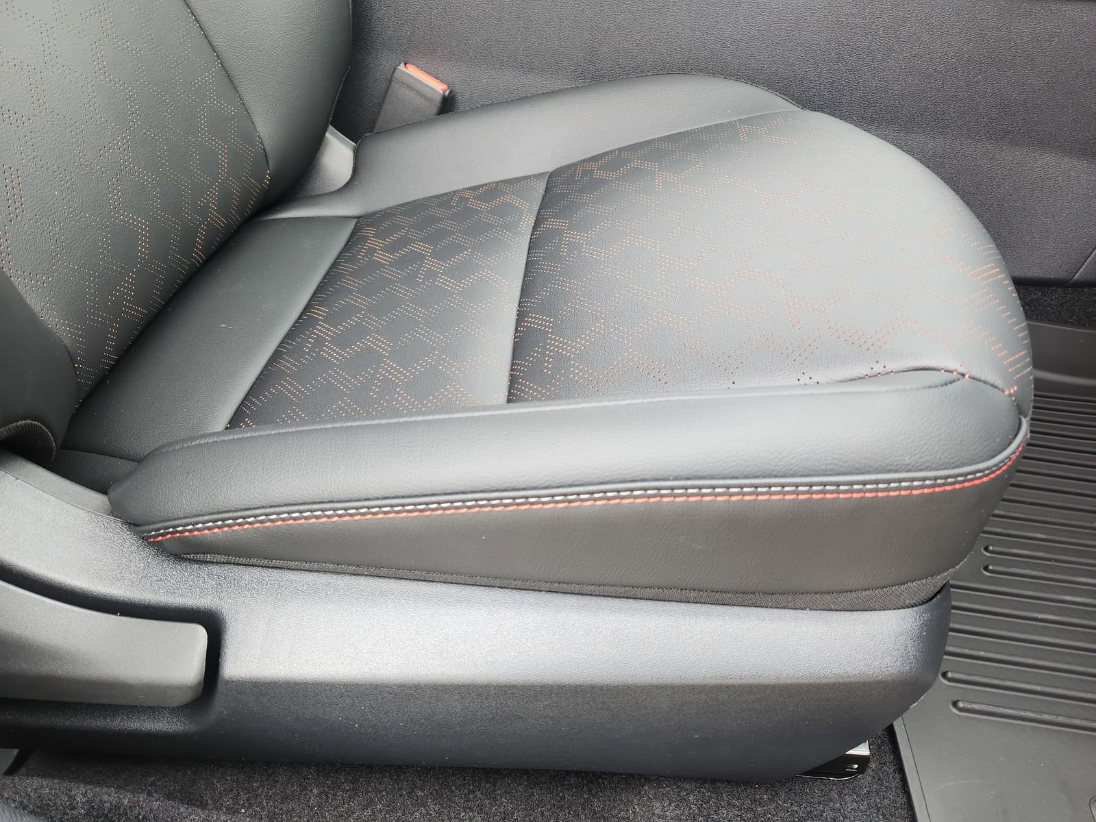 New 2026 Nissan Sentra SR image 22