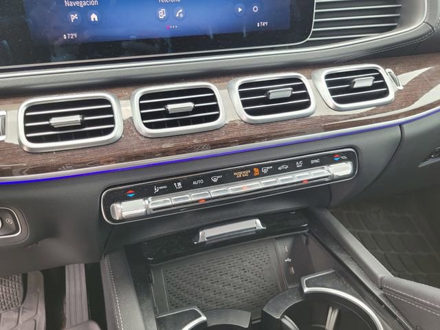 Used 2025 Mercedes-Benz GLS 450 4MATIC image 29