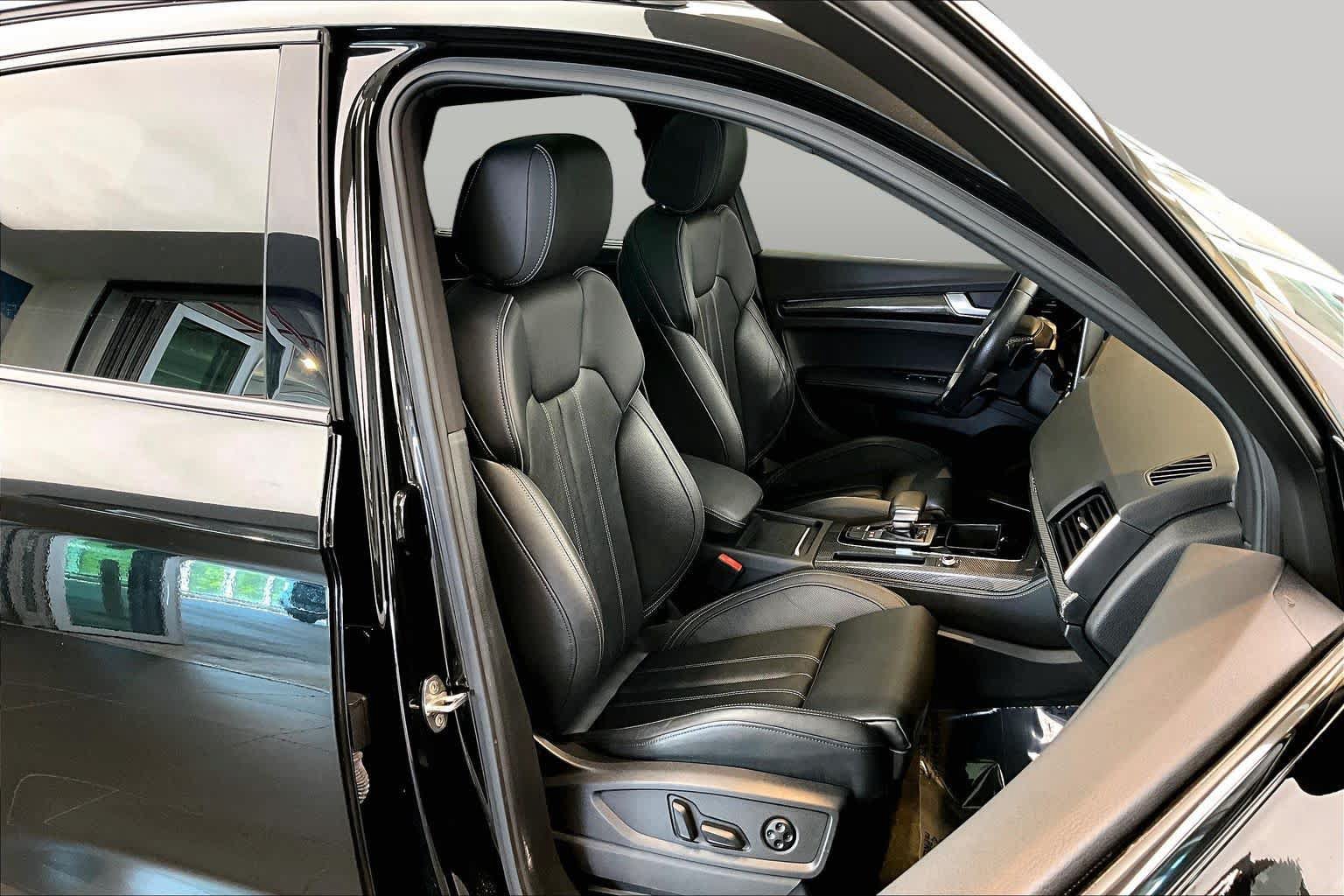 Certified 2023 Audi SQ5 Prestige w/ Prestige Package AWD/4WD image 9