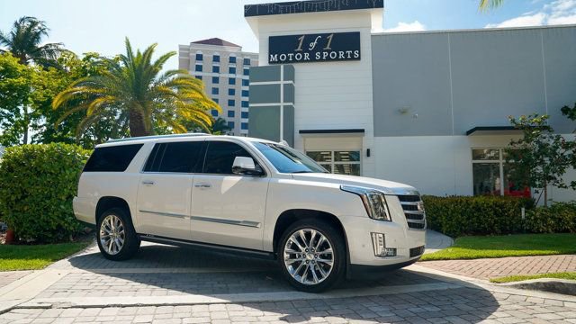 Used 2019 Cadillac Escalade ESV Premium Luxury RWD image 94