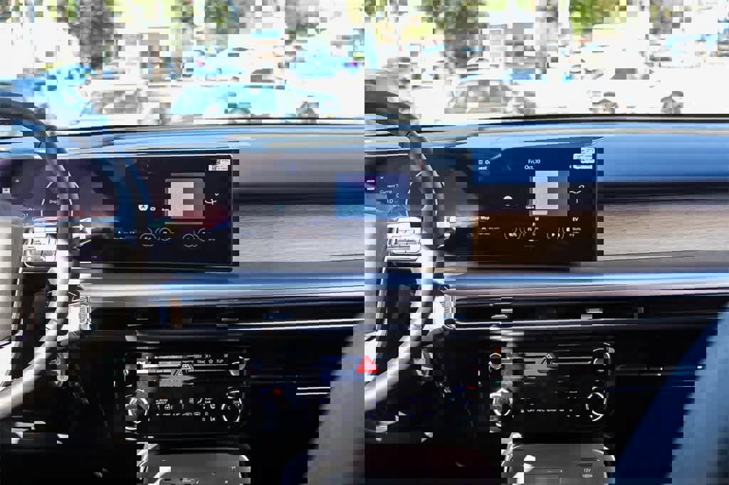 New 2026 Hyundai Ioniq 9 SEL w/ Tow & Go Package image 15