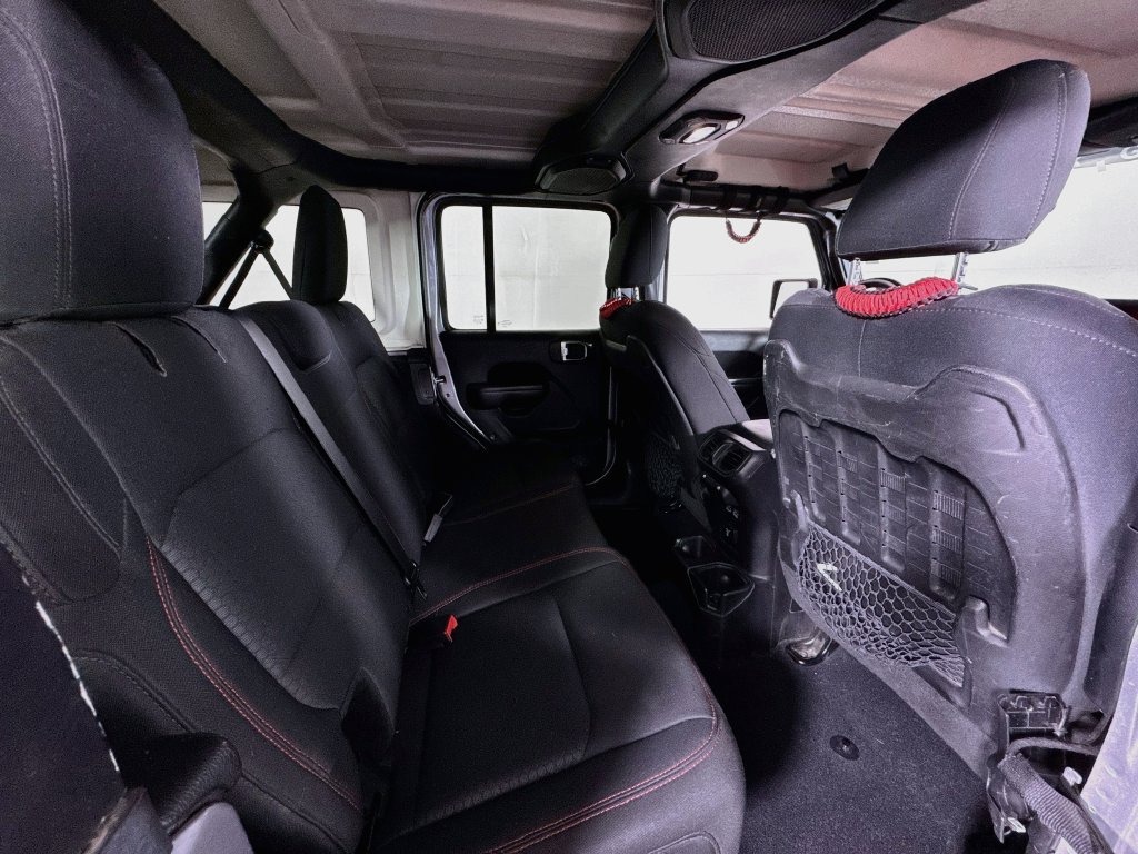 Used 2018 Jeep Wrangler Unlimited Rubicon w/ LED Lighting Group AWD/4WD image 26