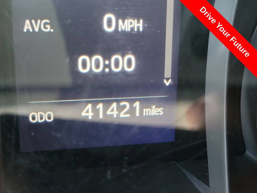 Used 2020 Toyota Camry SE FWD image 8