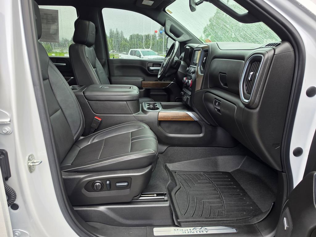 Used 2022 Chevrolet Silverado 2500 High Country w/ Z71 Off-Road Package AWD/4WD image 33