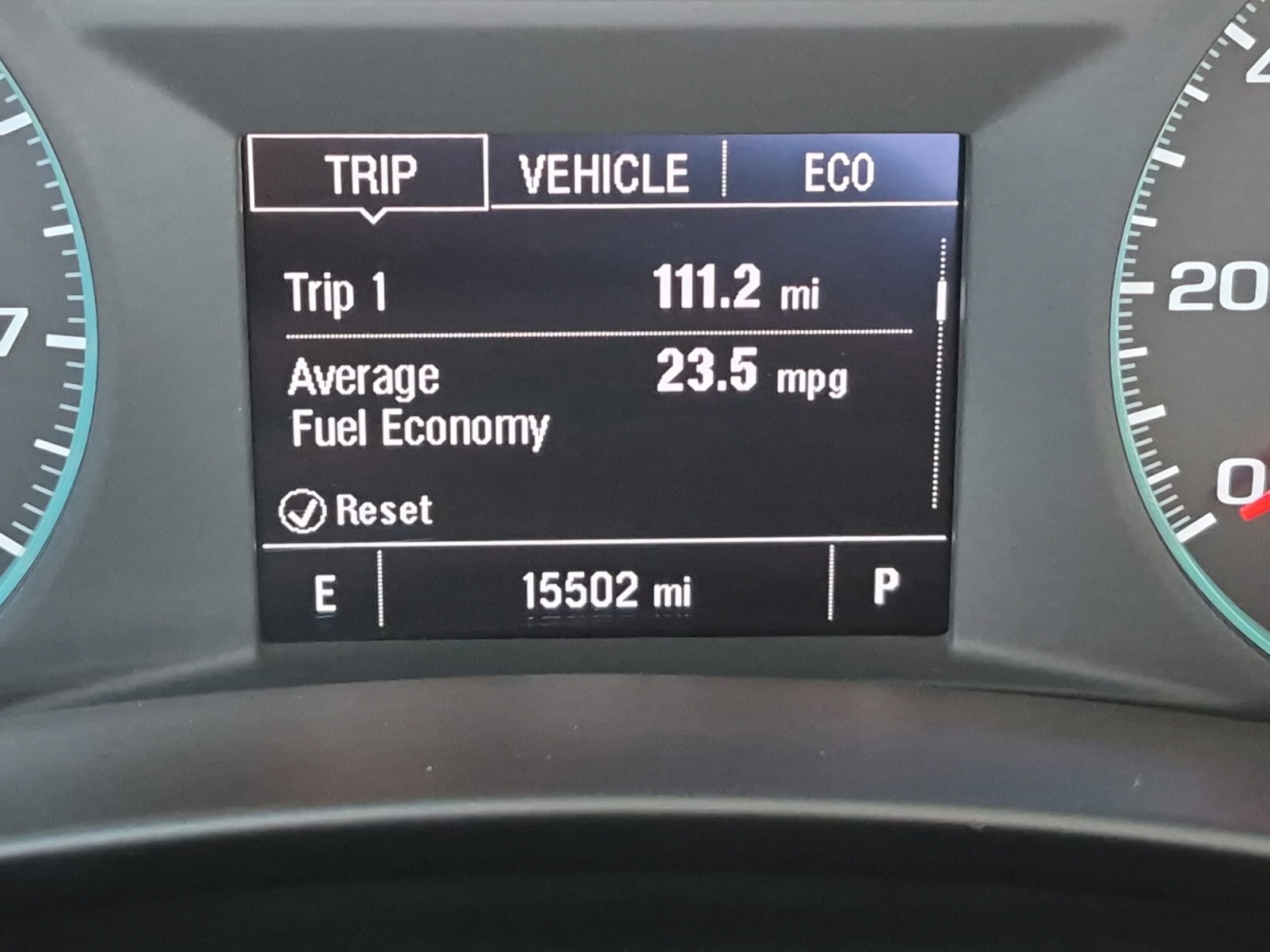 Used 2024 Chevrolet Equinox LS image 2