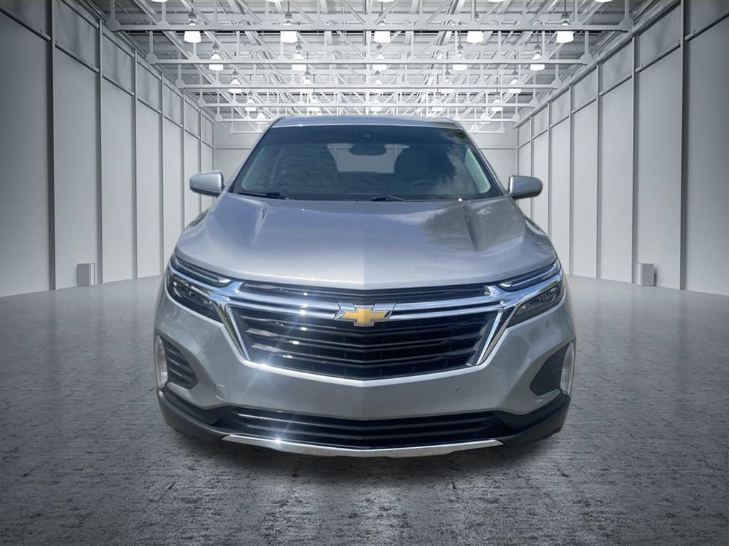 Used 2024 Chevrolet Equinox LT FWD image 3