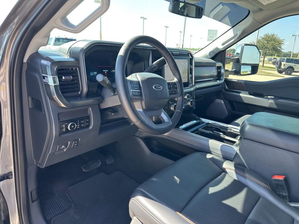 Used 2025 Ford F250 Lariat w/ Chrome Package AWD/4WD image 9