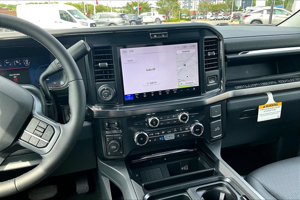 New 2026 Ford F250 Lariat w/ Black Appearance Package AWD/4WD image 7