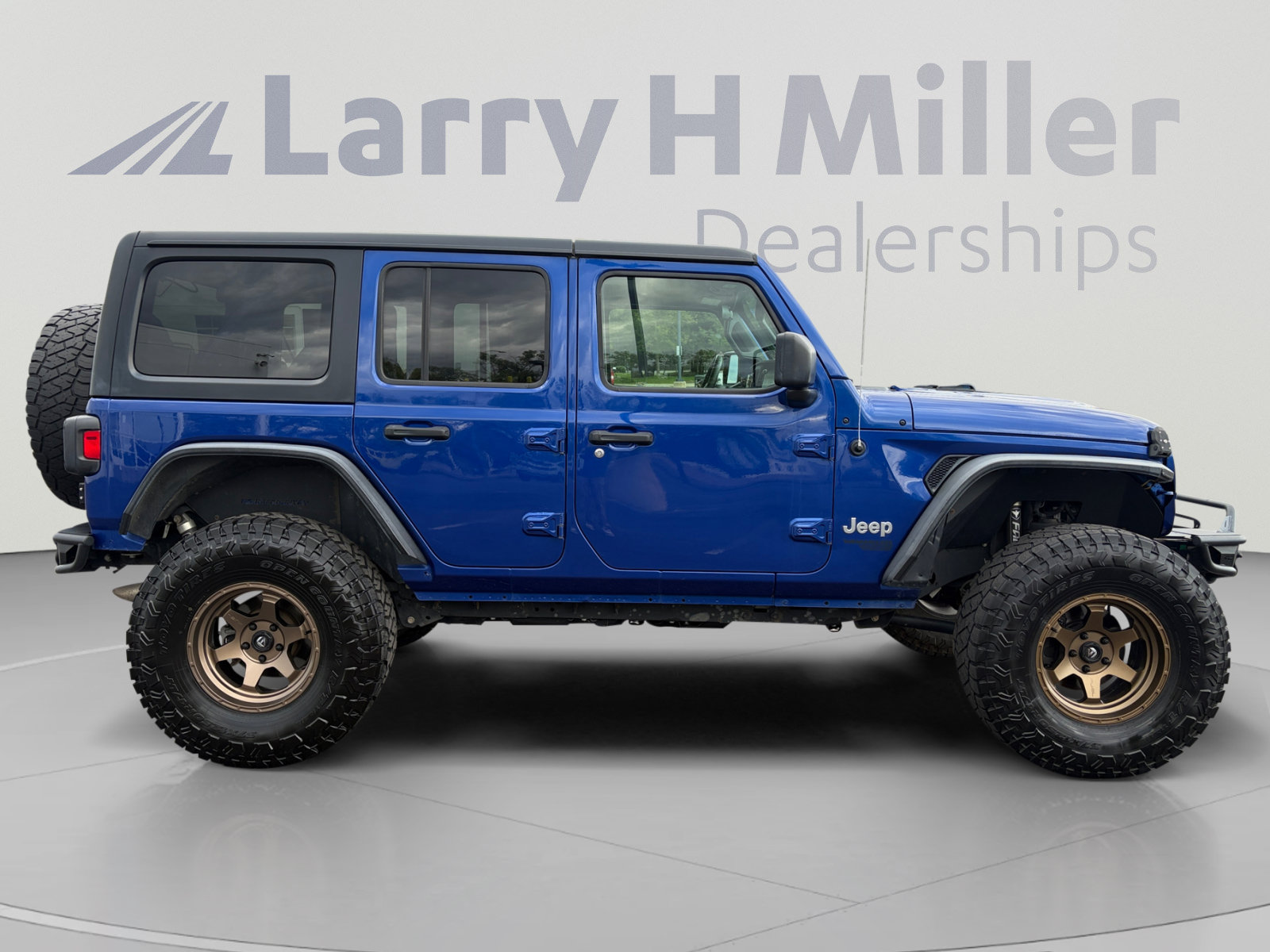 Used 2019 Jeep Wrangler Unlimited Sport S AWD/4WD image 6