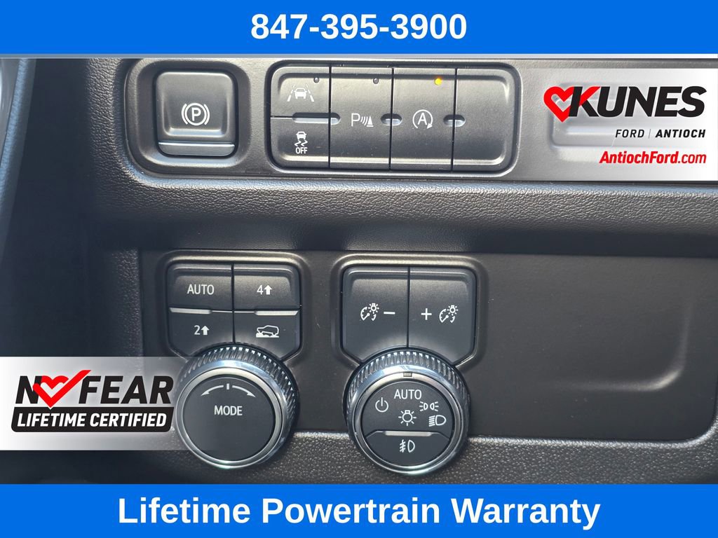 Used 2024 GMC Yukon SLT image 43