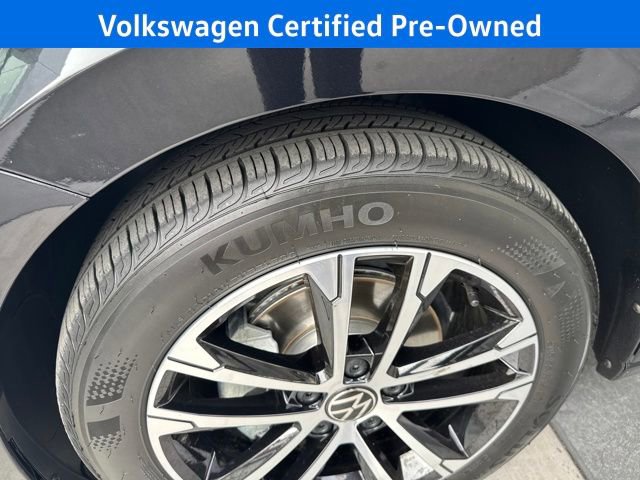 Certified 2025 Volkswagen Jetta Sport image 31