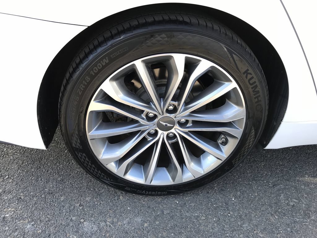 Used 2017 Genesis G80 3.8 w/ Option Group 02 AWD/4WD image 32