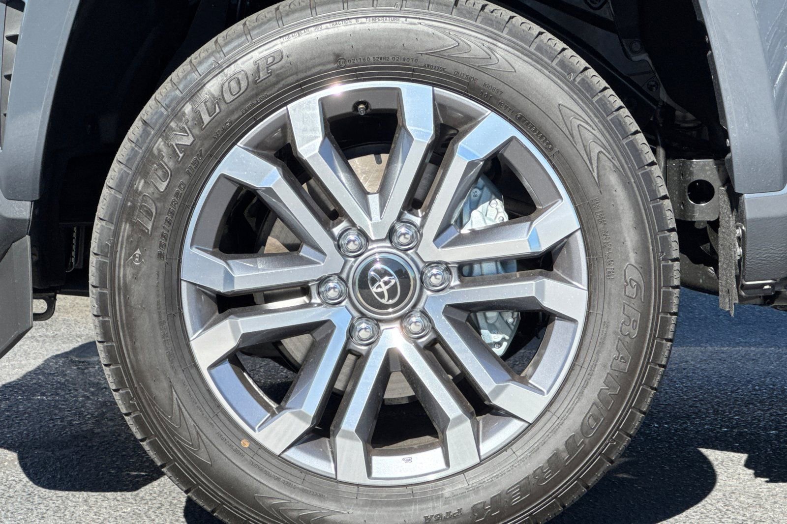 New 2025 Toyota 4Runner Limited image 32