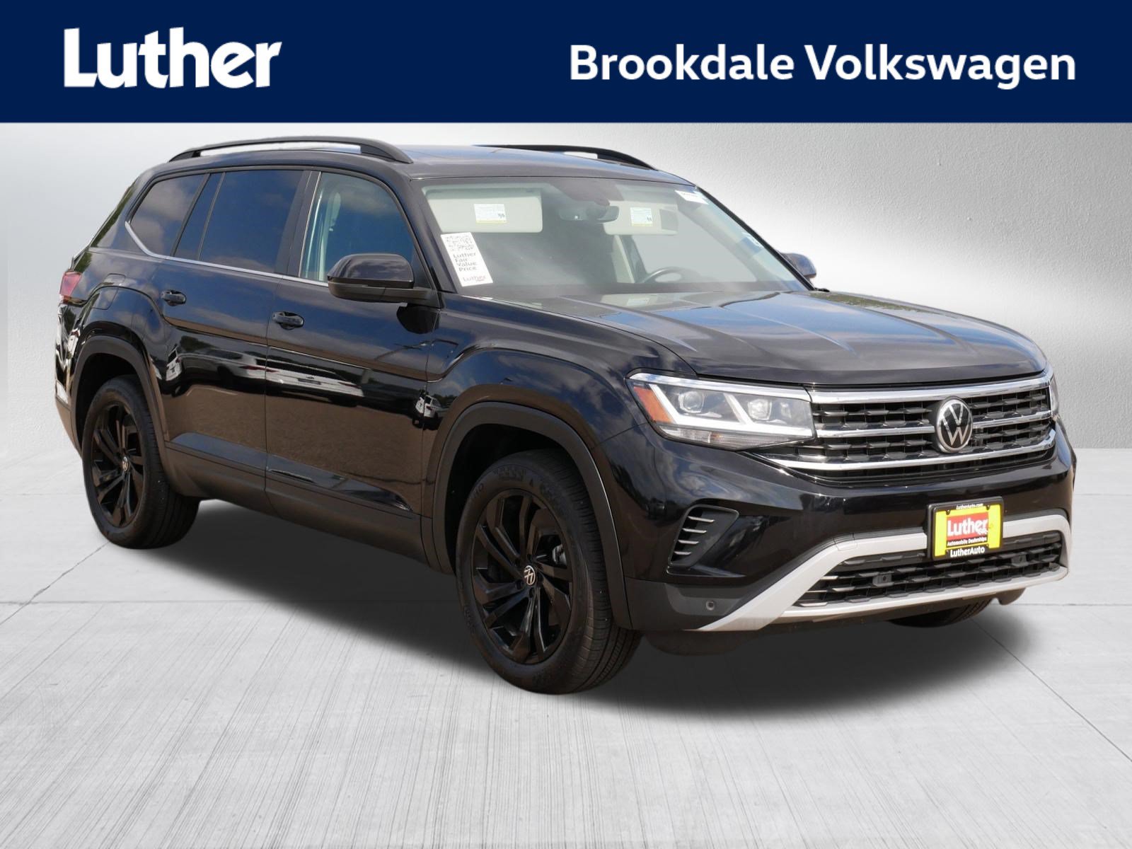 Used 2021 Volkswagen Atlas SE w/ Panoramic Sunroof Package