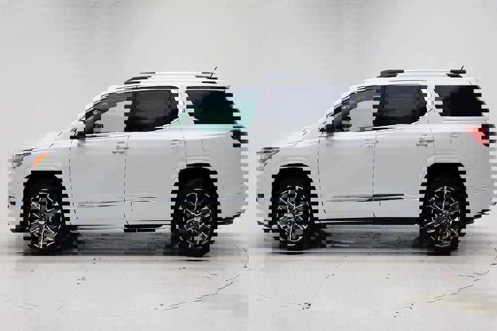 Used 2018 GMC Acadia Denali w/ Technology Package image 5