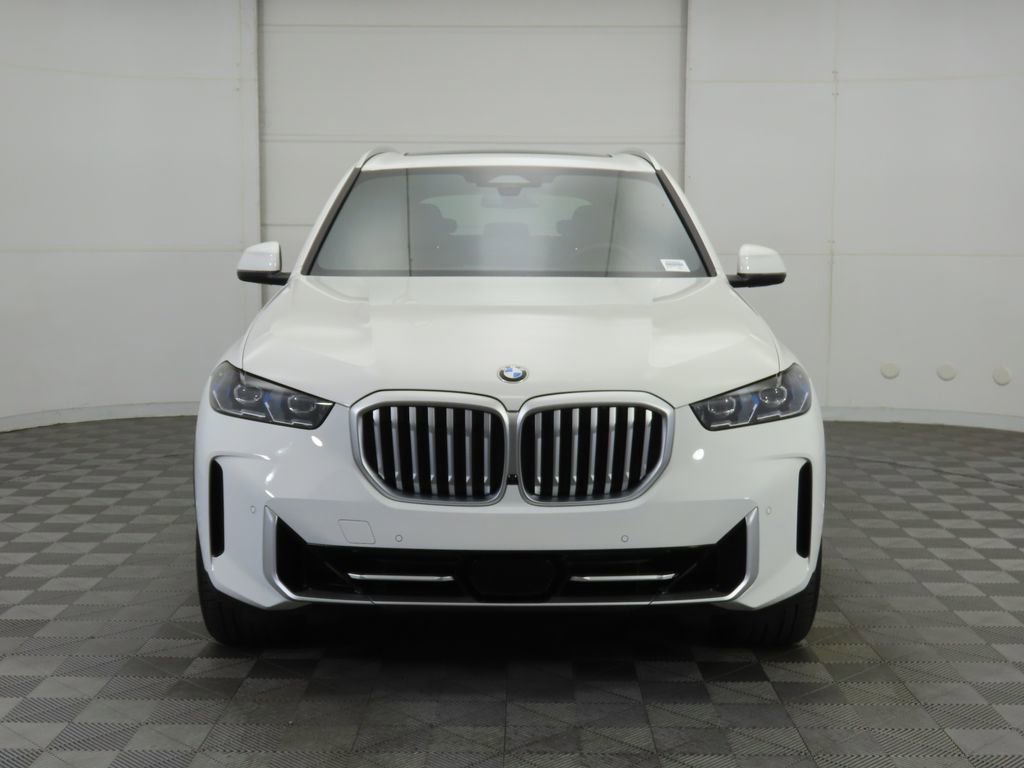 New 2026 BMW X5 xDrive40i w/ Climate Comfort Package image 2