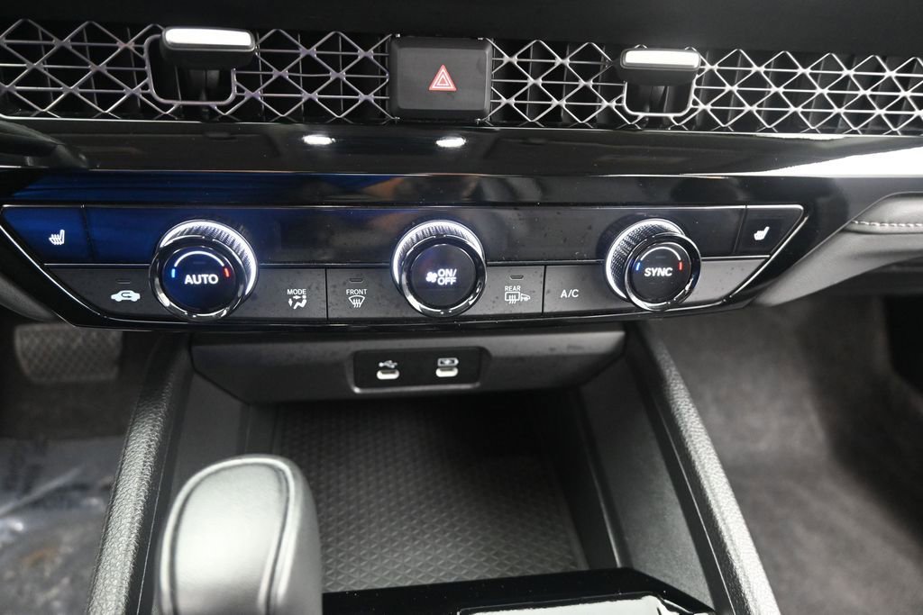 Used 2024 Honda Accord EX-L image 12
