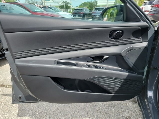 Used 2026 Hyundai Elantra Sport FWD image 10