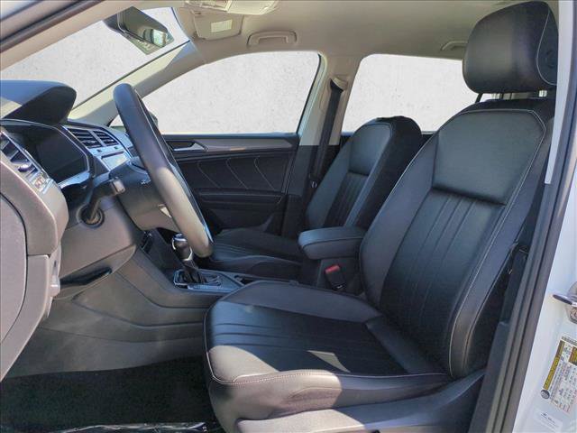 Used 2022 Volkswagen Tiguan SE FWD image 15