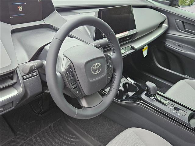New 2026 Toyota Prius LE image 3