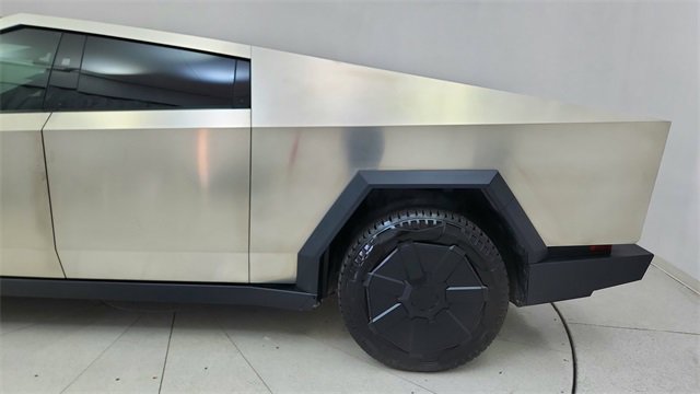 Used 2024 Tesla Cybertruck Cyberbeast image 10