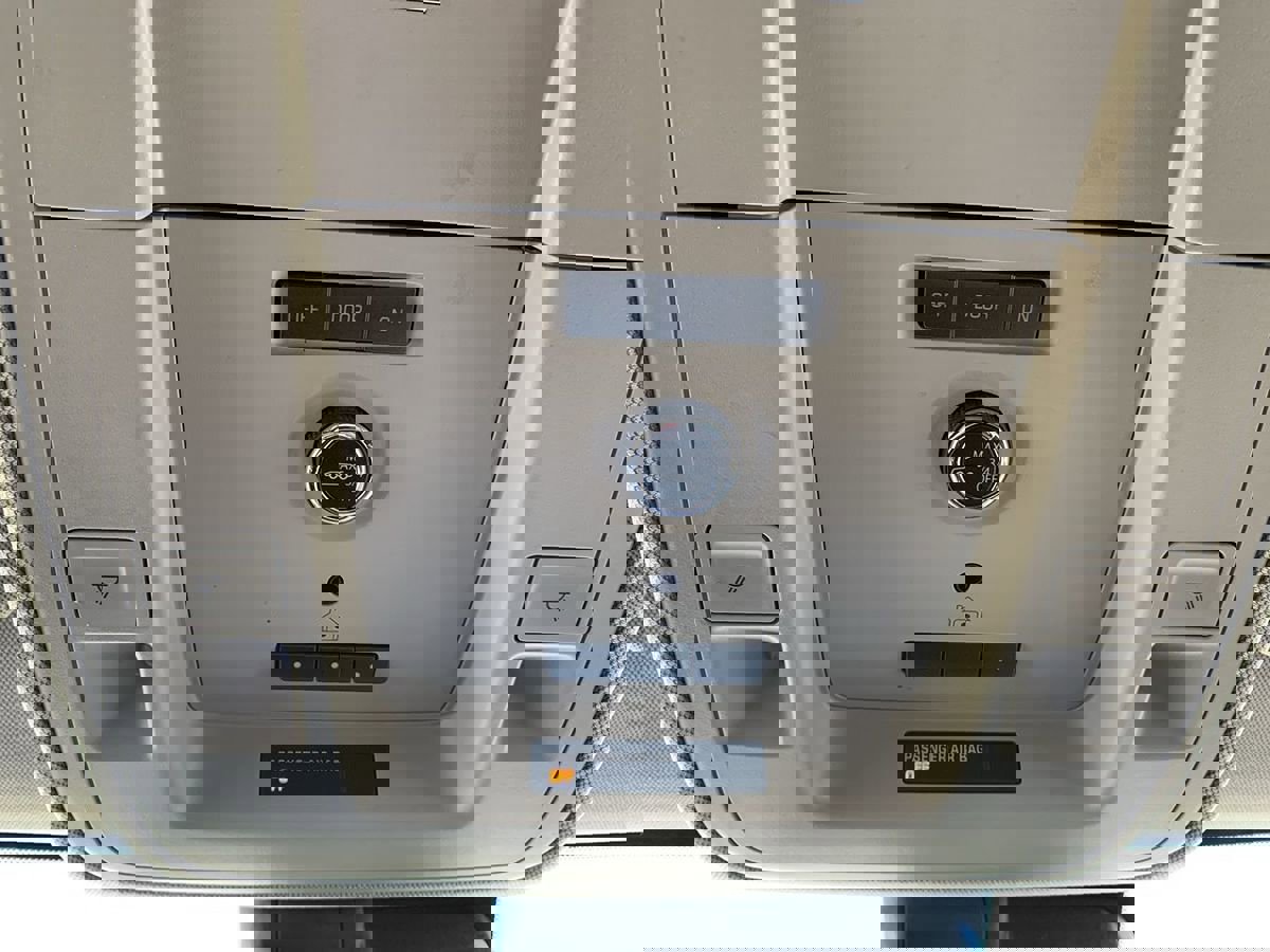 Used 2020 Chevrolet Tahoe Premier image 30