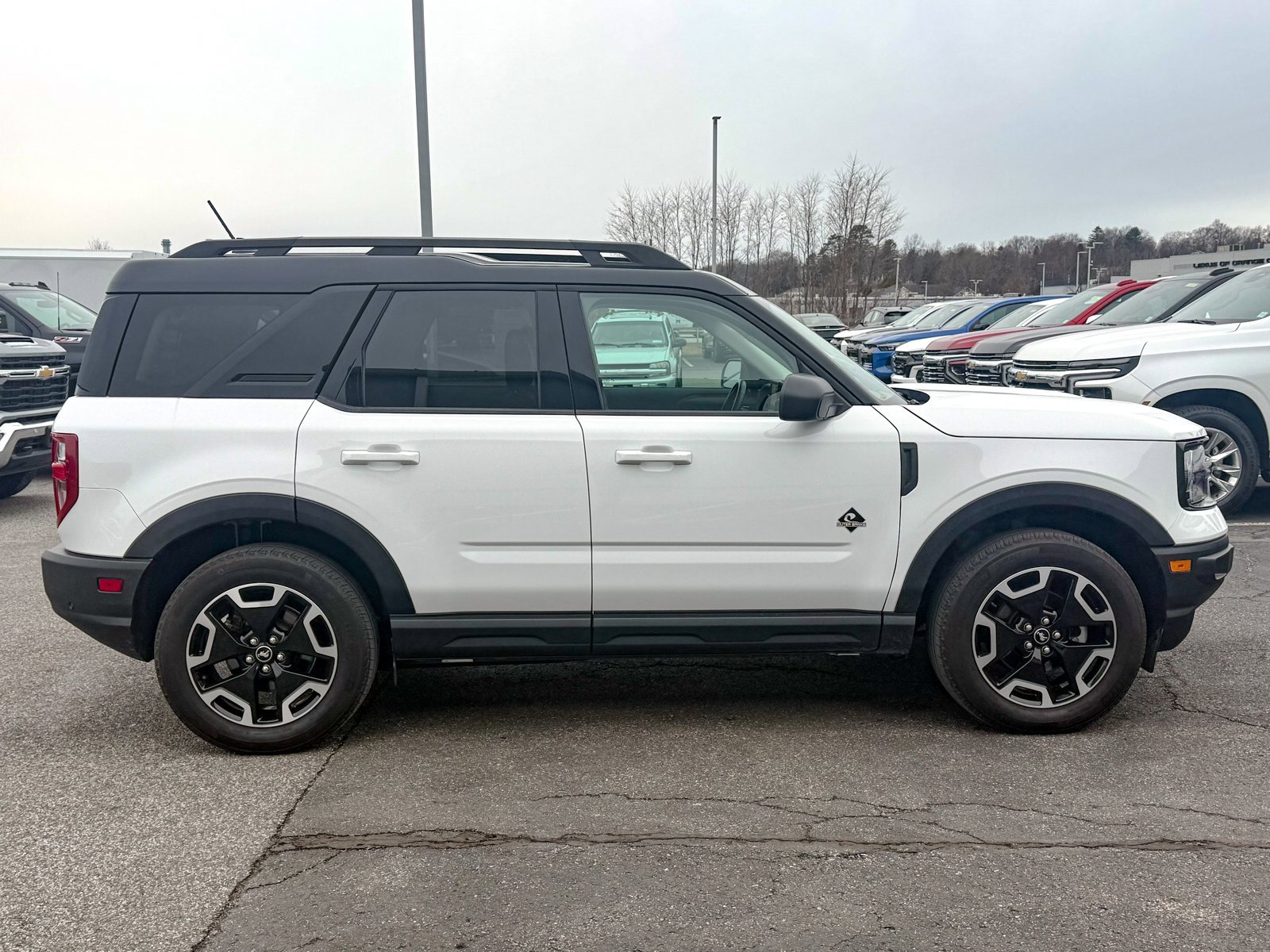 Used 2024 Ford Bronco Sport Outer Banks image 8