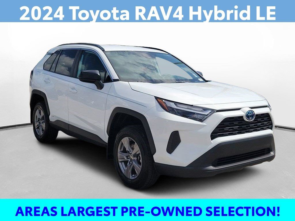 Certified 2024 Toyota RAV4 LE AWD/4WD image 3
