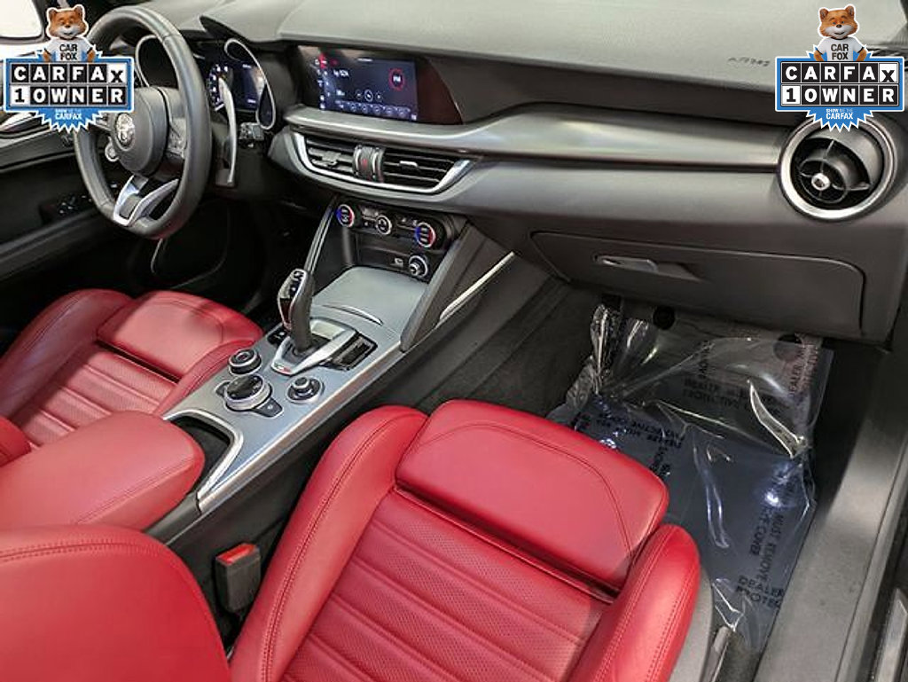 Used 2023 Alfa Romeo Stelvio Veloce AWD/4WD image 30