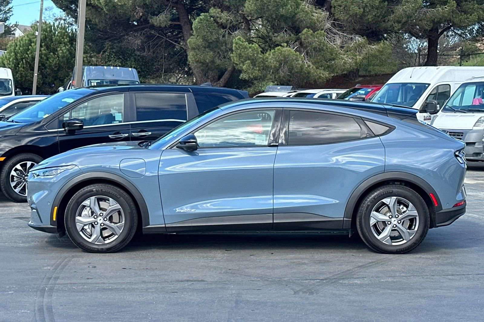 Certified 2023 Ford Mustang Mach-E Select image 9