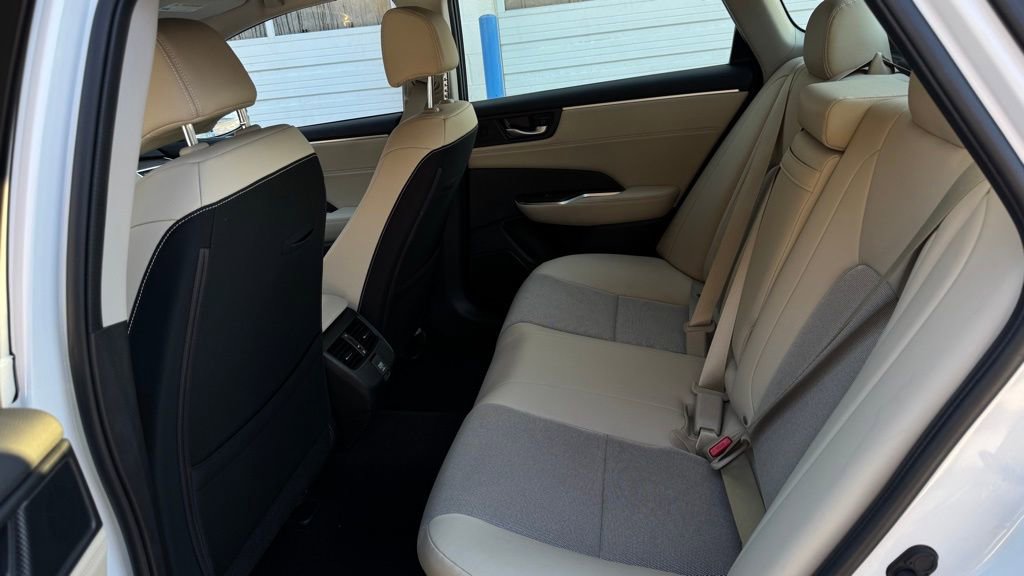 Used 2018 Honda Clarity Plug-In Hybrid image 15