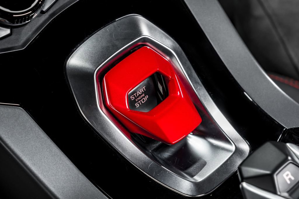 Used 2015 Lamborghini Huracan LP 610-4 image 28