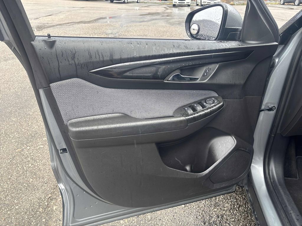 Used 2025 Chevrolet TrailBlazer LT image 9