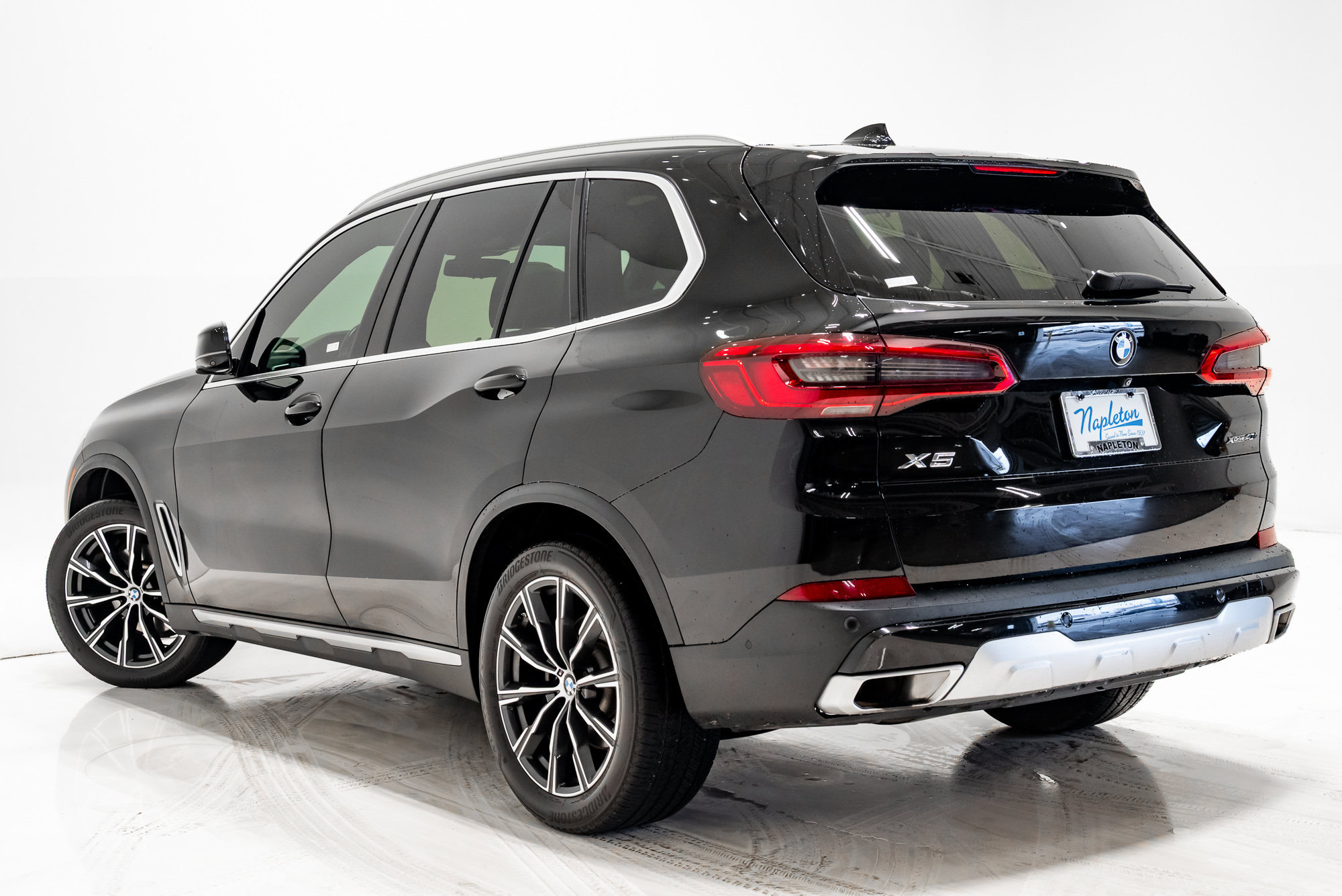 Used 2019 BMW X5 xDrive40i w/ Executive Package AWD/4WD image 28