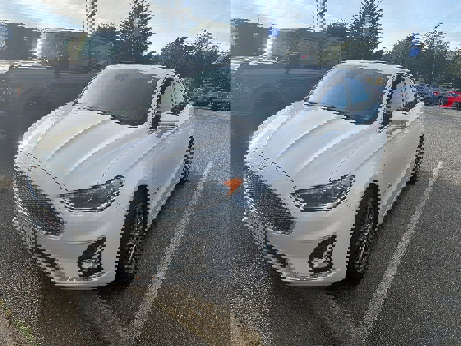 Used 2019 Ford Fusion Titanium image 3